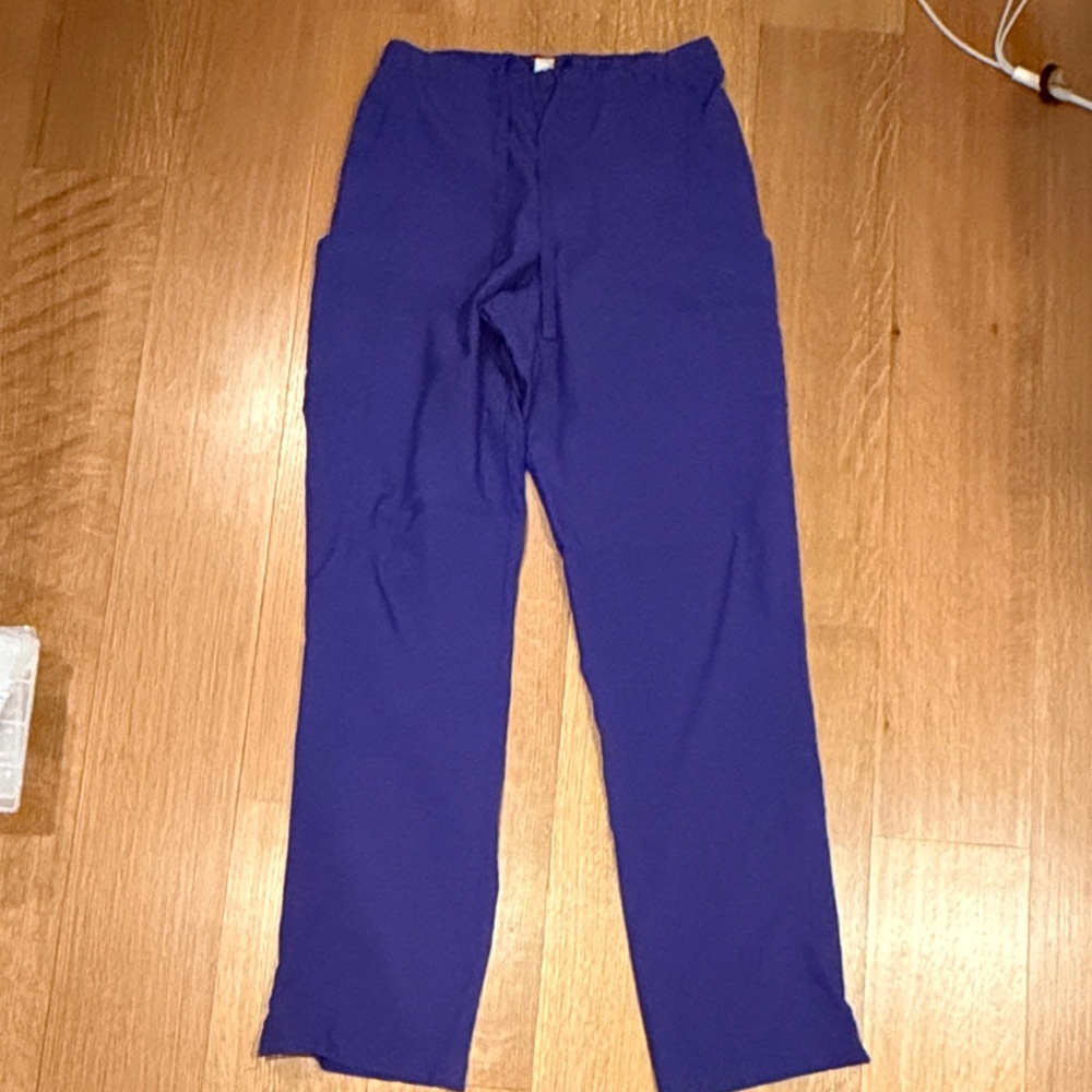 Women’s W123 cargo scrub pants